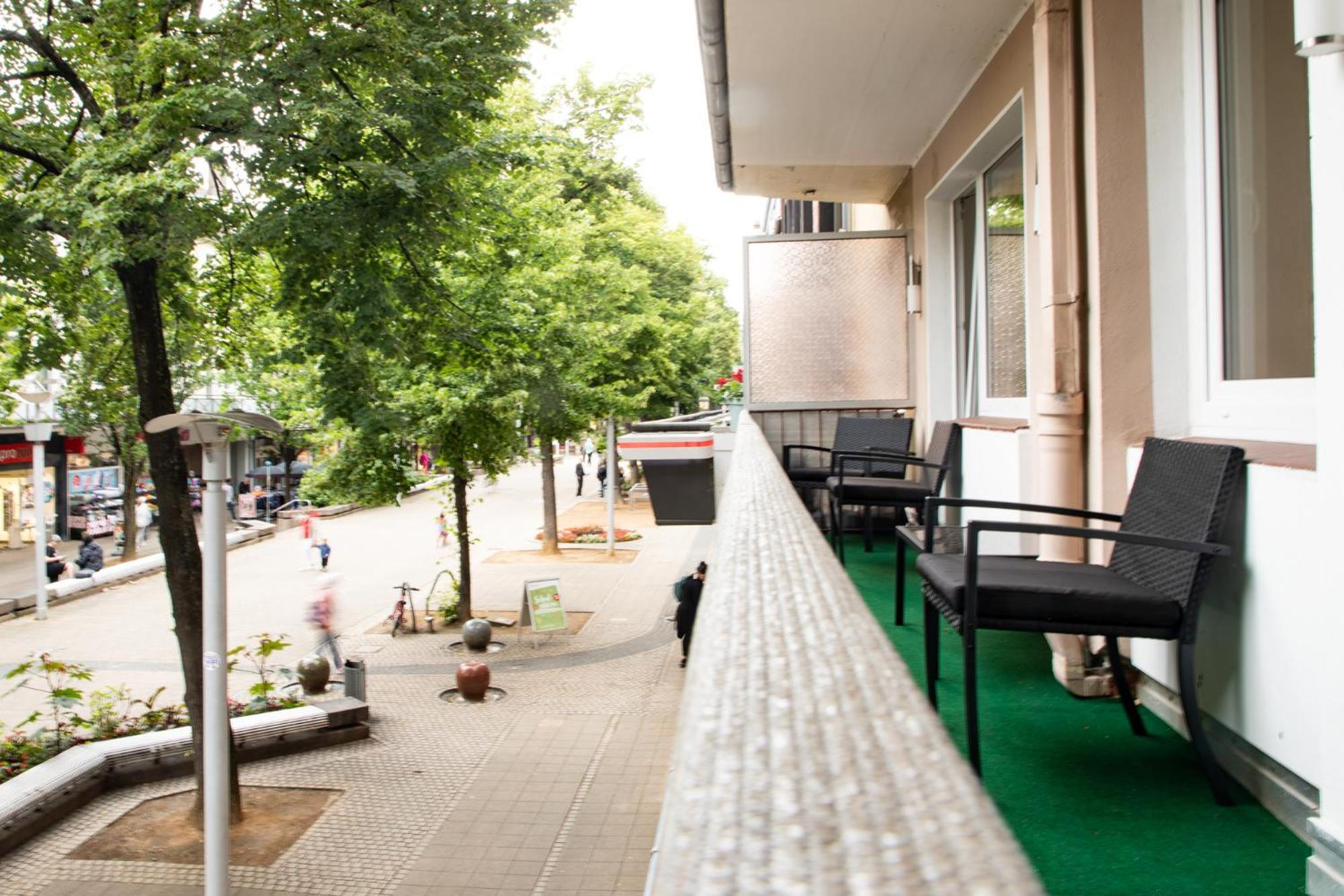 Me Living Bad Pyrmont Innenstadt 10 Meter Balkon 외부 사진