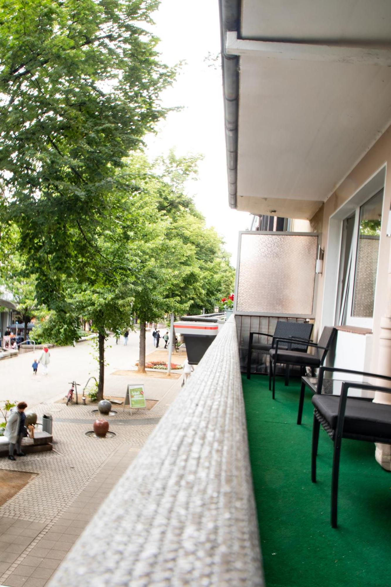 Me Living Bad Pyrmont Innenstadt 10 Meter Balkon 외부 사진