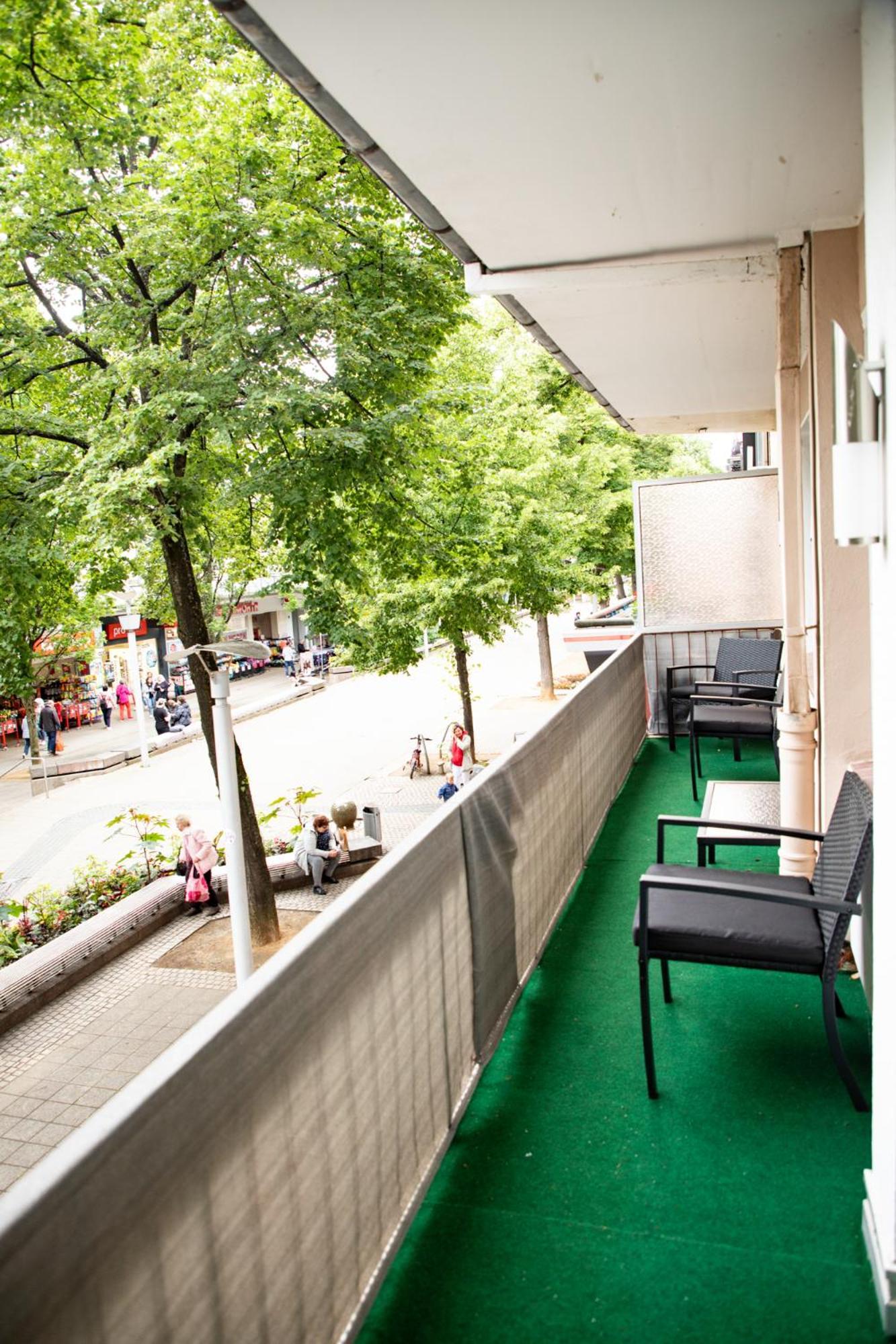 Me Living Bad Pyrmont Innenstadt 10 Meter Balkon 외부 사진